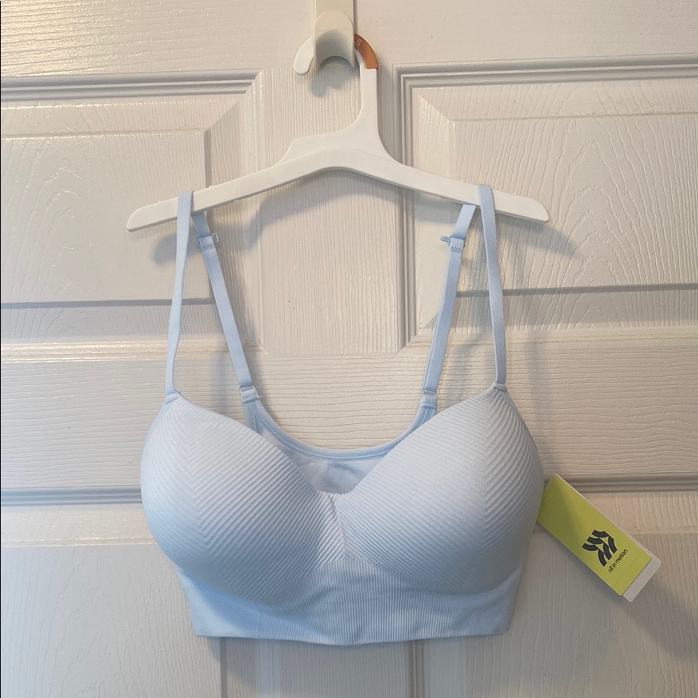 NWT Women’s Sports Bra All-in-Motion Lt Blue Sz:Sm
